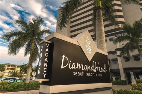 Diamond head beach resort - Now $224 (Was $̶2̶7̶5̶) on Tripadvisor: DiamondHead Beach Resort, Fort Myers Beach. See 1,781 traveler reviews, 1,005 candid photos, and great deals for DiamondHead Beach Resort, ranked #11 of 48 hotels in Fort Myers Beach and rated 4.5 of 5 at Tripadvisor. 